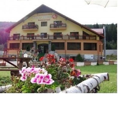 White Horse Hotel Предеал Екстериор снимка