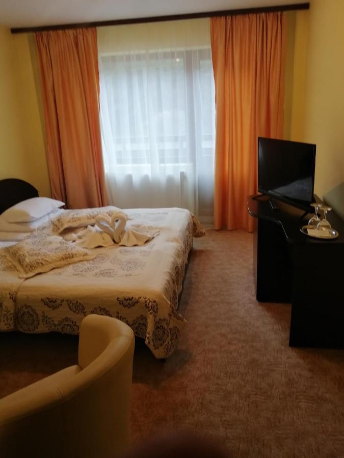 White Horse Hotel Предеал Екстериор снимка