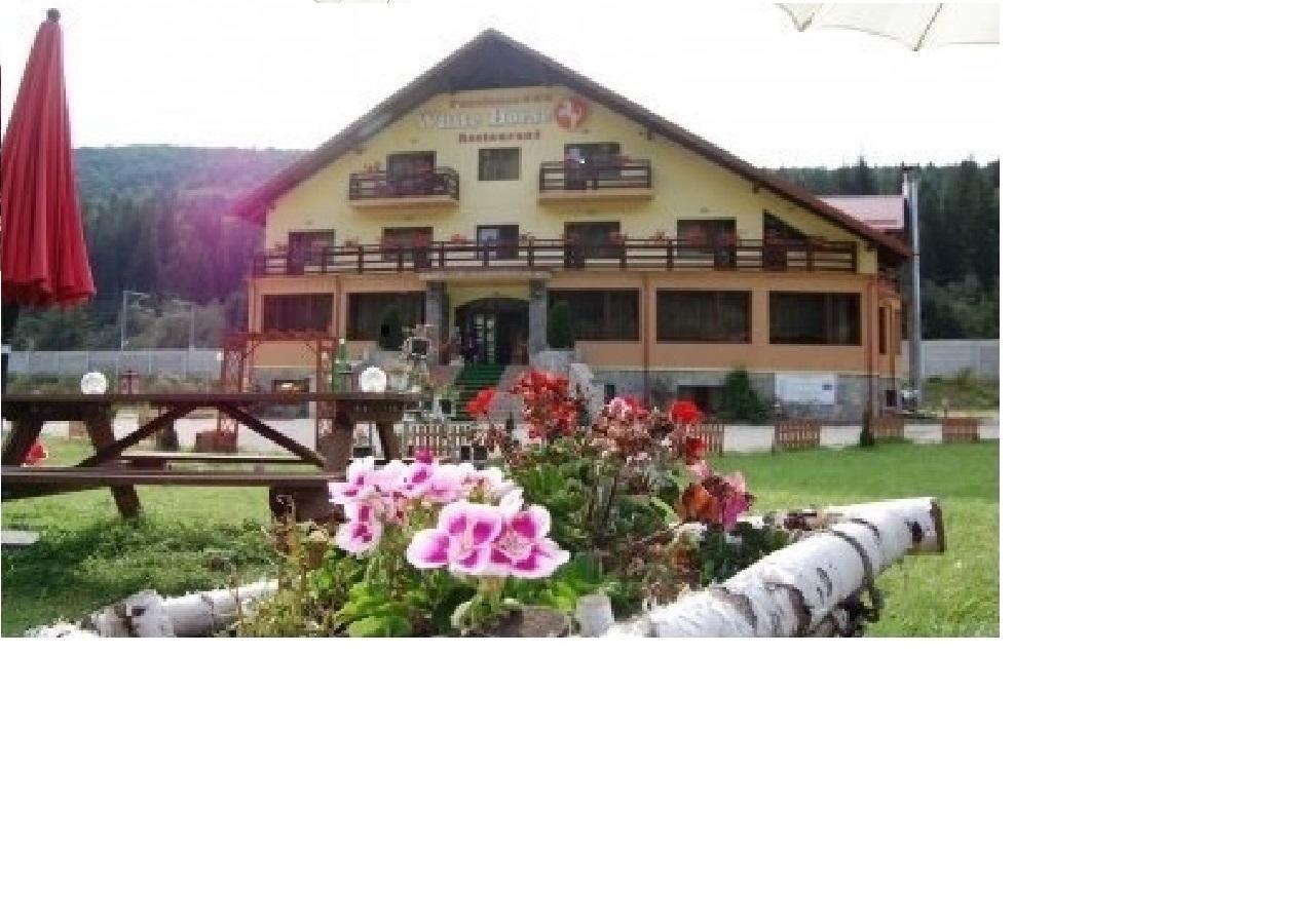 White Horse Hotel Предеал Екстериор снимка