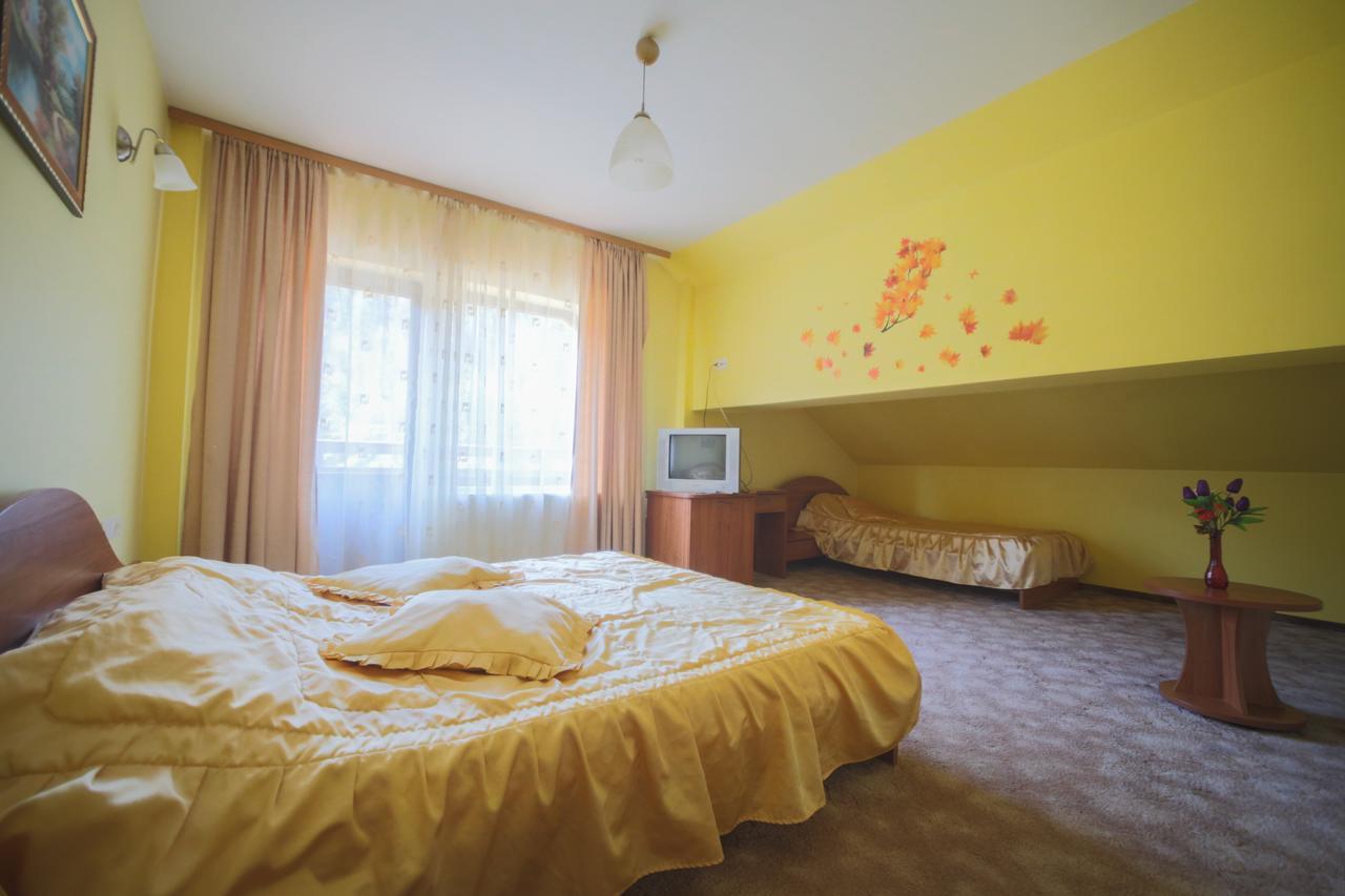 White Horse Hotel Предеал Екстериор снимка
